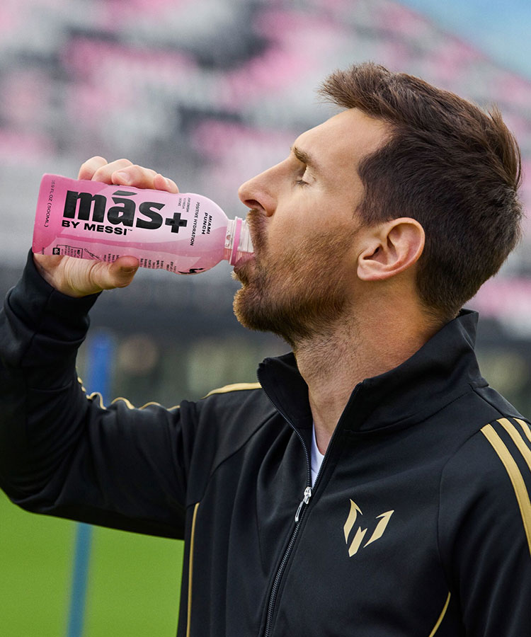 messi mas plus drink card photography by mas plus by Messi